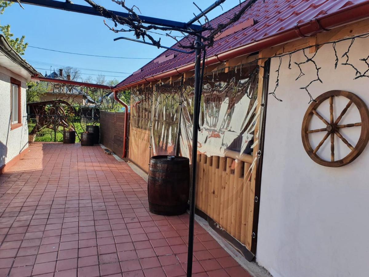 Casa Jeni Villa Humulesti Exterior photo